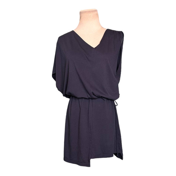 Krisa Dresses & Skirts - Krisa blue asymmetrical short sleeve mini dress size Medium